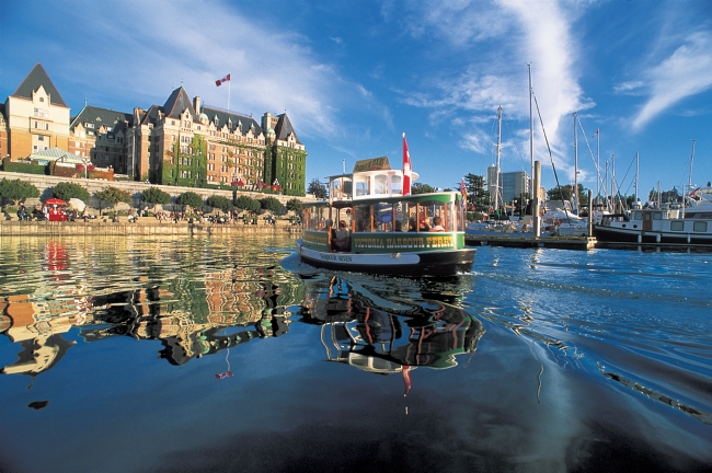 Rocky Mountaineer with Vancouver & Victoria