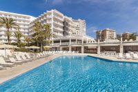 globales-palmanova-piscina