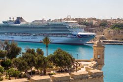 PO-Cruises-Azura