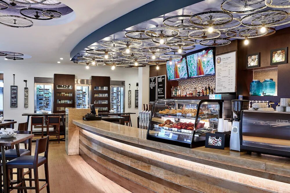 Renaissance new orleans pere marquette cafe